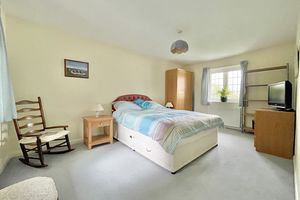 Photo 32- click for photo gallery